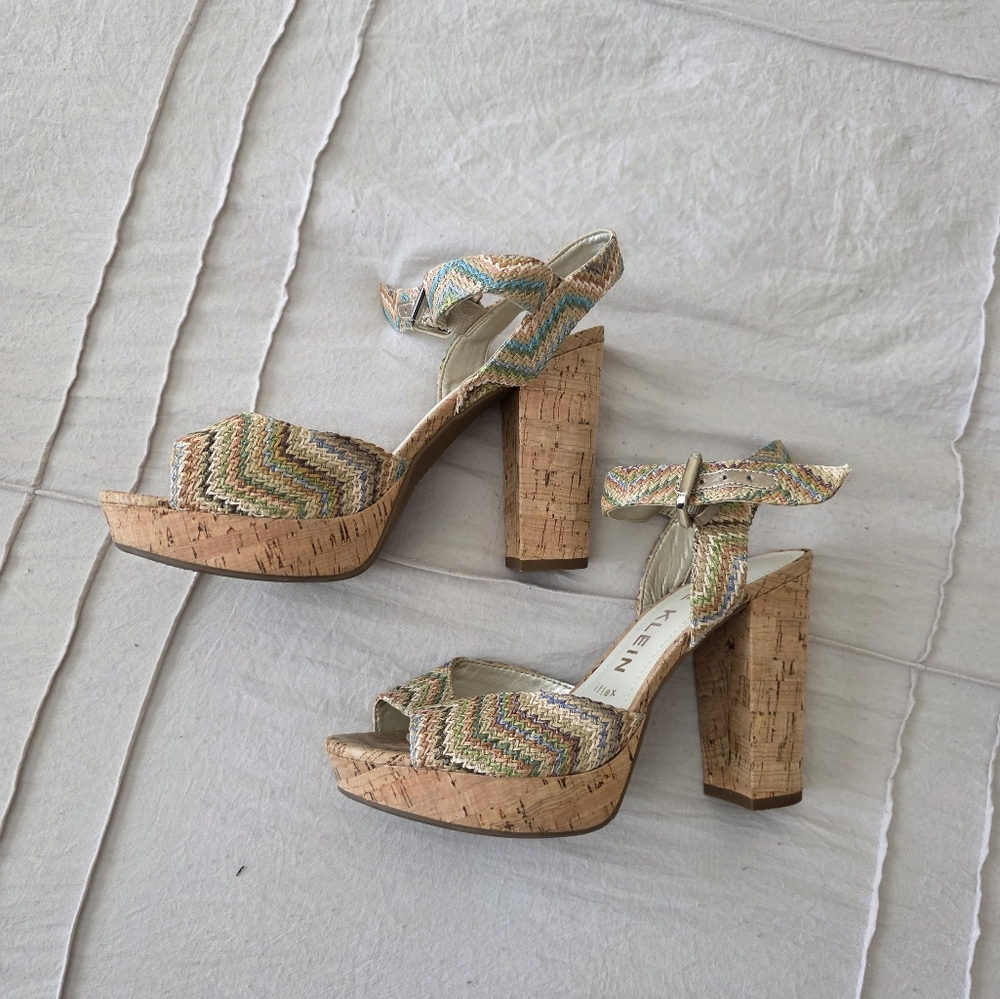 Anne Klein Tan Platform Shoes with Chunky Heel